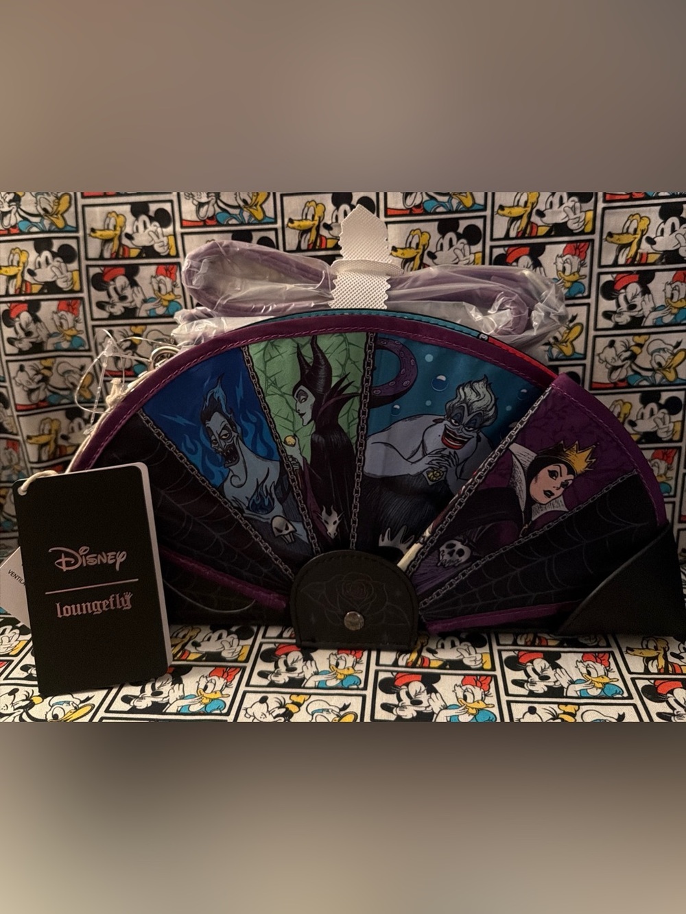 Loungefly Disney Villians Crossbody Purse With Detachable Hand Fan NWT 2026